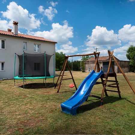 Villa Slivari Nedescina Exterior photo